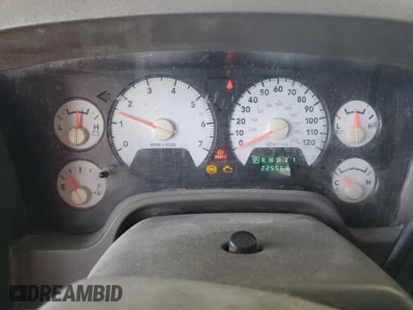 ✅ 2008 Dodge 2500 ST • VIN: 3D7KS26D08G237531 • Lot: 55016335. Listed on Copart with 225,563 mi. Free auction sales archive from the USA and detailed vehicle history report at DreamBid. Image 9.