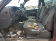 ✅ 2005 Chevrolet Silverado 2500HD Work Truck • VIN: 1GCHC24U05E327995 • Лот: 56559555. Опубликован ранее на Copart с пробегом 244 076 миль. Бесплатный доступ к архиву аукционных продаж из США и подробный отчёт об истории автомобиля на DreamBid. Изображение 7.