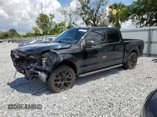 2018 Ford F-150 XL with VIN 1FTEW1CP6JFE38748, listed as a Copart auction lot 68155965 with 161,533 mi miles and Salvage title. Bid and sale history available at DreamBid. Image 1.