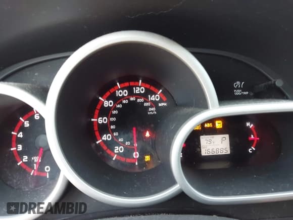 ✅ 2009 Pontiac Vibe • VIN: 5Y2SM67099Z409256 • Lot: 42959962. Wystawiony na IAAI z przebiegiem 166 885 mil. Bezpłatny archiwum sprzedaży aukcyjnych z USA i szczegółowy raport historii pojazdu na DreamBid. Zdjęcie 7.