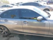 ✅ 2023 BMW 3 Series 330i • VIN: 3MW69FF0XP8D43731 • Лот: 42626762. Опубликован ранее на IAAI с пробегом 12 663 миль. Бесплатный доступ к архиву аукционных продаж из США и подробный отчёт об истории автомобиля на DreamBid. Изображение 14.