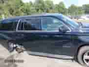 2018 Chevrolet Tahoe LT с VIN 1GNSKBKC6JR275107, выставлен на аукционе IAAI как лот 43149404 с пробегом 68 396 миль миль и . История ставок и продаж доступна на DreamBid. Изображение 13.