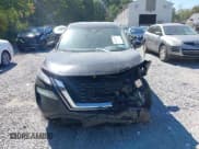 ✅ 2023 Nissan Rogue SV • VIN: JN8BT3BB5PW195332 • Lot: 43253166. Wystawiony na IAAI z przebiegiem 64 184 mil. Bezpłatny archiwum sprzedaży aukcyjnych z USA i szczegółowy raport historii pojazdu na DreamBid. Zdjęcie 12.