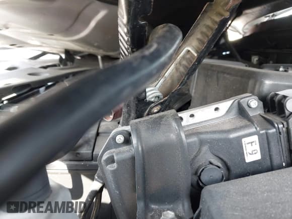 ✅ 2009 Toyota RAV4 Sport • VIN: JTMZK32VX9D001240 • Lot: 43485525. Listed on IAAI with 183,938 mi. Free auction sales archive from the USA and detailed vehicle history report at DreamBid. Image 10.