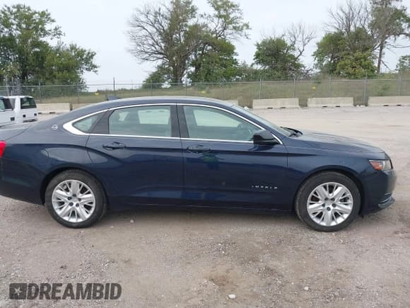 ✅ 2016 Chevrolet Impala LS • VIN: 1G11Z5SA8GU163441 • Lot: 43127886. Listed on IAAI with 196,204 mi. Free auction sales archive from the USA and detailed vehicle history report at DreamBid. Image 13.