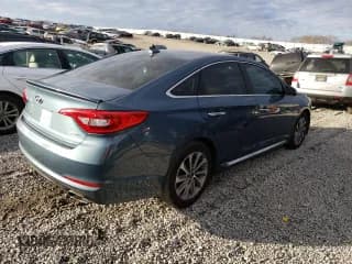 ✅ 2017 Hyundai Sonata Sport • VIN: 5NPE34AF8HH537110 • Лот: 35920643. Опубликован ранее на Copart с пробегом 106 116 миль. Бесплатный доступ к архиву аукционных продаж из США и подробный отчёт об истории автомобиля на DreamBid. Изображение 3.
