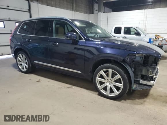 ✅ 2016 Volvo XC90 T6 Inscription • VIN: YV4A22PL2G1089114 • Lot: 68530485. Listed on Copart with 124,542 mi. Free auction sales archive from the USA and detailed vehicle history report at DreamBid. Image 4.