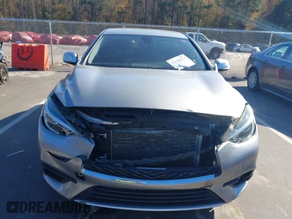 ✅ 2017 Infiniti QX30 Sport • VIN: SJKCH5CP3HA033329 • Lot: 43636553. Listed on IAAI with 62,468 mi. Free auction sales archive from the USA and detailed vehicle history report at DreamBid. Image 6.