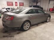 ✅ 2014 Ford Taurus Limited • VIN: 1FAHP2F85EG102471 • Лот: 43811215. Опубликован ранее на IAAI с пробегом 139 501 миль. Бесплатный доступ к архиву аукционных продаж из США и подробный отчёт об истории автомобиля на DreamBid. Изображение 4.