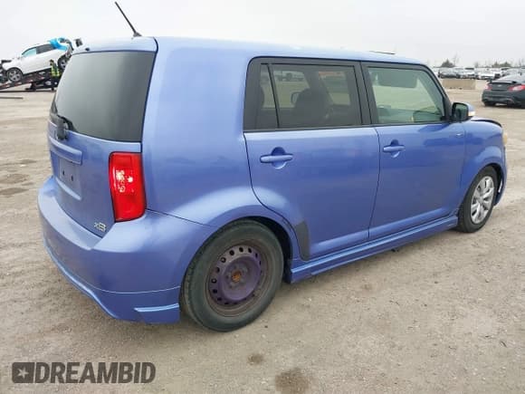 ✅ 2010 Scion xB • VIN: JTLZE4FEXA1110668 • Lot: 41451039. Wystawiony na IAAI z przebiegiem 269 999 mil. Bezpłatny archiwum sprzedaży aukcyjnych z USA i szczegółowy raport historii pojazdu na DreamBid. Zdjęcie 4.