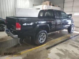 ✅ 2004 Dodge Dakota SLT • VIN: 1D7HG42N54S675034 • Lot: 85963344. Wystawiony na Copart z przebiegiem 97 478 mil. Bezpłatny archiwum sprzedaży aukcyjnych z USA i szczegółowy raport historii pojazdu na DreamBid. Zdjęcie 3.