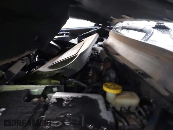 ✅ 2016 Jeep Cherokee Latitude • VIN: 1C4PJMCB5GW162309 • Lot: 43524702. Wystawiony na IAAI z przebiegiem 141 651 mil. Bezpłatny archiwum sprzedaży aukcyjnych z USA i szczegółowy raport historii pojazdu na DreamBid. Zdjęcie 10.