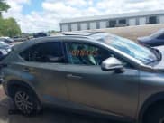 ✅ 2015 Lexus NX 300h • VIN: JTJBJRBZXF2008588 • Lot: 42918233. Wystawiony na IAAI z przebiegiem 142 027 mil. Bezpłatny archiwum sprzedaży aukcyjnych z USA i szczegółowy raport historii pojazdu na DreamBid. Zdjęcie 14.