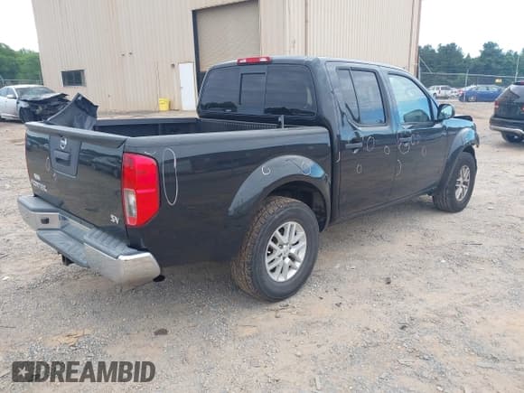 ✅ 2019 Nissan Frontier SV • VIN: 1N6AD0ER1KN786247 • Lot: 42188885. Wystawiony na IAAI z przebiegiem 90 850 mil. Bezpłatny archiwum sprzedaży aukcyjnych z USA i szczegółowy raport historii pojazdu na DreamBid. Zdjęcie 4.