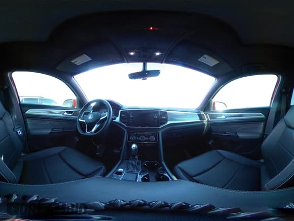 ✅ 2022 Volkswagen Atlas SE • VIN: 1V2JE2CAXNC227349 • Lot: 43060401. Wystawiony na IAAI z przebiegiem 20 265 mil. Bezpłatny archiwum sprzedaży aukcyjnych z USA i szczegółowy raport historii pojazdu na DreamBid. Zdjęcie 19.