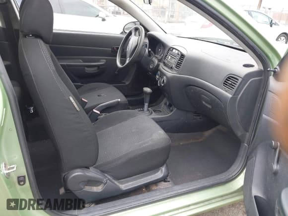✅ 2008 Hyundai Accent GS • VIN: KMHCM36C48U073067 • Лот: 42055217. Опубликован ранее на IAAI с пробегом 173 949 миль. Бесплатный доступ к архиву аукционных продаж из США и подробный отчёт об истории автомобиля на DreamBid. Изображение 5.