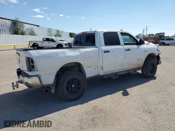 ✅ 2020 Ram 2500 Tradesman • VIN: 3C6UR5CL0LG284862 • Lot: 71236825. Wystawiony na Copart z przebiegiem 63 694 mil. Bezpłatny archiwum sprzedaży aukcyjnych z USA i szczegółowy raport historii pojazdu na DreamBid. Zdjęcie 3.