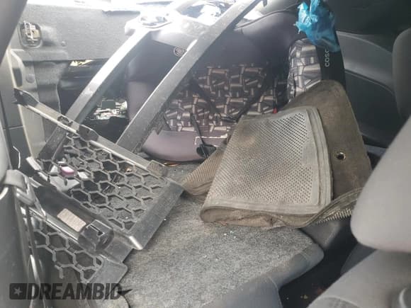 ✅ 2013 Dodge Challenger R/T • VIN: 2C3CDYBT8DH662633 • Lot: 86614944. Wystawiony na Copart z przebiegiem 195 764 mil. Bezpłatny archiwum sprzedaży aukcyjnych z USA i szczegółowy raport historii pojazdu na DreamBid. Zdjęcie 10.