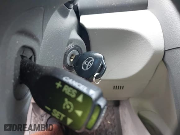 ✅ 2011 Toyota Camry LE • VIN: 4T1BF3EK9BU647717 • Лот: 42398909. Опубликован ранее на IAAI с пробегом 224 595 миль. Бесплатный доступ к архиву аукционных продаж из США и подробный отчёт об истории автомобиля на DreamBid. Изображение 11.