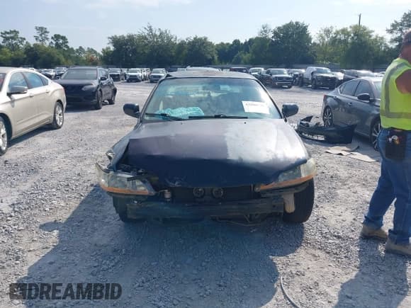 ✅ 2000 Honda Accord SE • VIN: 1HGCG5676YA067171 • Lot: 42800745. Listed on IAAI with 167,169 mi. Free auction sales archive from the USA and detailed vehicle history report at DreamBid. Image 13.