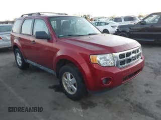 ✅ 2012 Ford Escape XLS • VIN: 1FMCU0C79CKC36595 • Лот: 41088393. Опубликован ранее на IAAI с пробегом 184 927 миль. Бесплатный доступ к архиву аукционных продаж из США и подробный отчёт об истории автомобиля на DreamBid. Изображение 1.