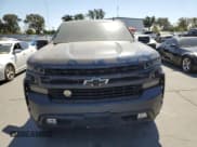 ✅ 2021 Chevrolet Silverado 1500 RST • VIN: 3GCUYEET2MG396573 • Lot: 72246804. Wystawiony na Copart z przebiegiem 35 018 mil. Bezpłatny archiwum sprzedaży aukcyjnych z USA i szczegółowy raport historii pojazdu na DreamBid. Zdjęcie 5.