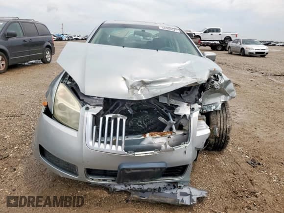 ✅ 2006 Mercury Milan Premier • VIN: 3MEFM08186R611347 • Lot: 58993675. Wystawiony na Copart z przebiegiem Nie podano. Bezpłatny archiwum sprzedaży aukcyjnych z USA i szczegółowy raport historii pojazdu na DreamBid. Zdjęcie 5.