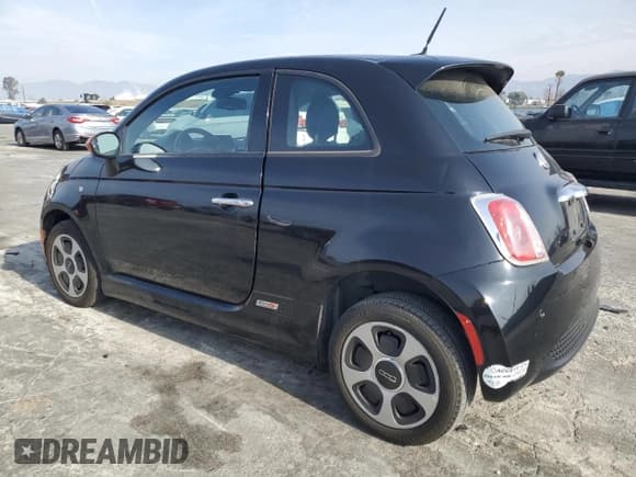 ✅ 2013 FIAT 500e • VIN: 3C3CFFGE9DT740322 • Lot: 42872445. Listed on Copart with 45,613 mi. Free auction sales archive from the USA and detailed vehicle history report at DreamBid. Image 2.