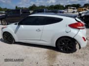 ✅ 2012 Hyundai Veloster w/Red Int • VIN: KMHTC6AD2CU070472 • Lot: 71449064. Wystawiony na Copart z przebiegiem 43 091 mil. Bezpłatny archiwum sprzedaży aukcyjnych z USA i szczegółowy raport historii pojazdu na DreamBid. Zdjęcie 2.