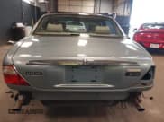 ✅ 2002 Jaguar XJ 8 • VIN: SAJDA14CX2LF48120 • Лот: 42137958. Опубликован ранее на IAAI с пробегом 164 754 миль. Бесплатный доступ к архиву аукционных продаж из США и подробный отчёт об истории автомобиля на DreamBid. Изображение 17.