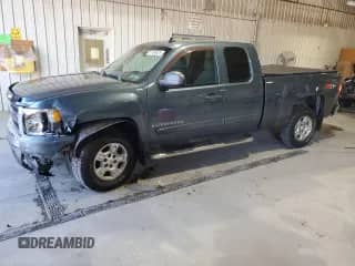 2008 Chevrolet Silverado 1500 2LT с VIN 2GCEK19J881118265, выставлен на аукционе Copart как лот 87469325 с пробегом 80 031 миль миль и Списание • Salvage title. История ставок и продаж доступна на DreamBid. Изображение 1.