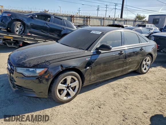 ✅ 2012 Audi A6 Premium Plus • VIN: WAUGGAFC8CN063482 • Lot: 92764915. Wystawiony na Copart z przebiegiem 176 429 mil. Bezpłatny archiwum sprzedaży aukcyjnych z USA i szczegółowy raport historii pojazdu na DreamBid. Zdjęcie 1.