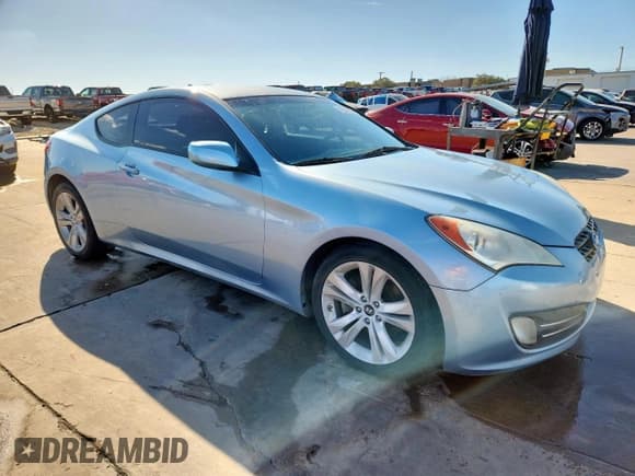 ✅ 2010 Hyundai Genesis Coupe Track • VIN: KMHHU6KHXAU012840 • Lot: 92230285. Listed on Copart with 218,466 mi. Free auction sales archive from the USA and detailed vehicle history report at DreamBid. Image 4.