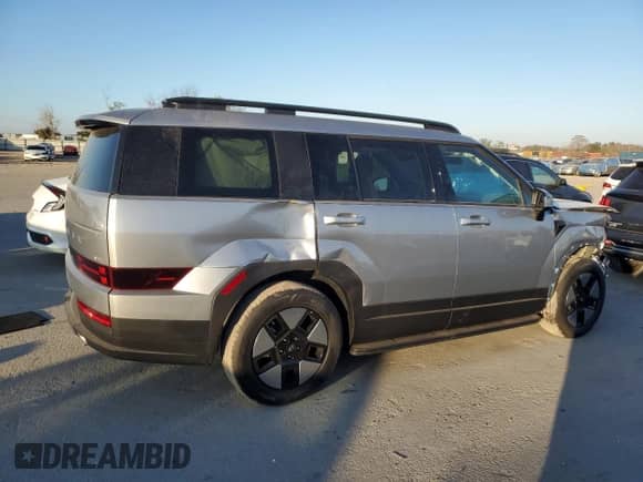 2025 Hyundai Santa Fe SEL с VIN 5NMP24G18SH025553, выставлен на аукционе Copart как лот 41698265 с пробегом 241 миль миль и На запчасти • Non repairable. История ставок и продаж доступна на DreamBid. Изображение 3.