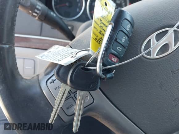 ✅ 2008 Hyundai Veracruz GLS • VIN: KM8NU13C78U029467 • Lot: 43572465. Listed on IAAI with 139,306 mi miles. Access the free auction sales archive from the USA and view a detailed vehicle history report at DreamBid. Image 11.