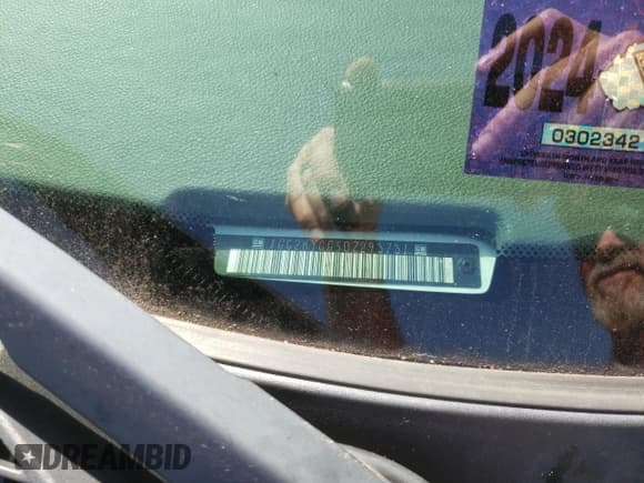 ✅ 2013 Chevrolet Silverado 2500HD LTZ • VIN: 1GC2KYCG5DZ293731 • Lot: 57489924. Listed on Copart with 167,805 mi. Free auction sales archive from the USA and detailed vehicle history report at DreamBid. Image 12.