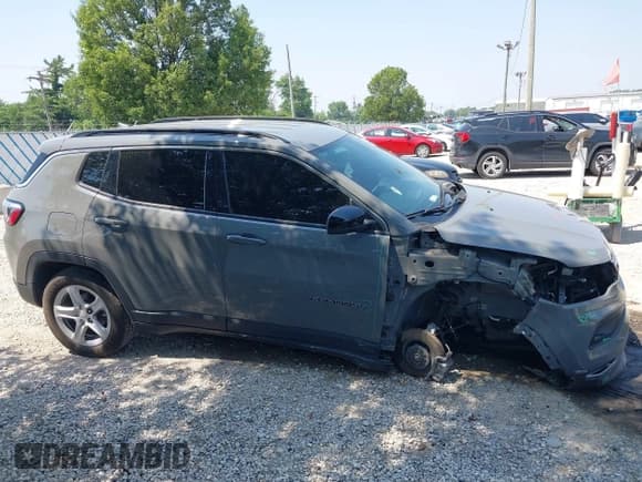 ✅ 2023 Jeep Compass Altitude • VIN: 3C4NJDBN1PT546242 • Лот: 42669864. Опубликован ранее на IAAI с пробегом 25 879 миль. Бесплатный доступ к архиву аукционных продаж из США и подробный отчёт об истории автомобиля на DreamBid. Изображение 13.