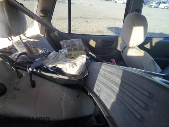 2002 Hyundai Santa Fe GLS z VIN KM8SC13D52U181981, wystawiony jako Copart lot #41909695 z przebiegiem Nie podano mil oraz Szkoda całkowita • Salvage title. Historia ofert i sprzedaży dostępna na DreamBid. Obrazek 11.