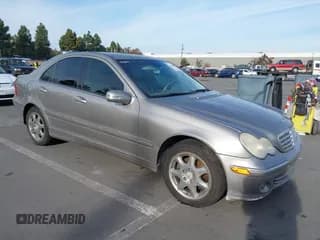 ✅ 2006 Mercedes-Benz C 280 Luxury • VIN: WDBRF54H56A909744 • Lot: 39415277. Wystawiony na IAAI z przebiegiem 285 769 mil. Bezpłatny archiwum sprzedaży aukcyjnych z USA i szczegółowy raport historii pojazdu na DreamBid. Zdjęcie 1.