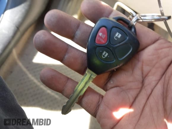 ✅ 2010 Toyota RAV4 • VIN: 2T3ZF4DV0AW031409 • Lot: 43686455. Listed on IAAI with 122,492 mi. Free auction sales archive from the USA and detailed vehicle history report at DreamBid. Image 11.