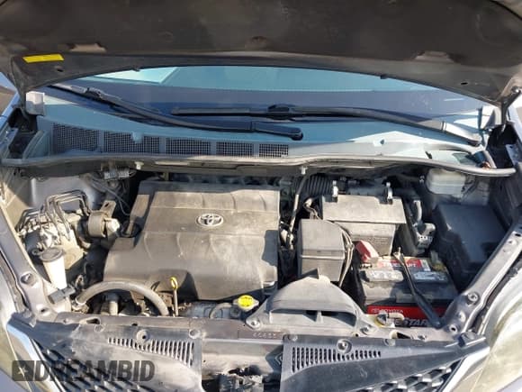 ✅ 2012 Toyota Sienna SE • VIN: 5TDXK3DCXCS258915 • Lot: 42884001. Listed on IAAI with 282,094 mi. Free auction sales archive from the USA and detailed vehicle history report at DreamBid. Image 10.