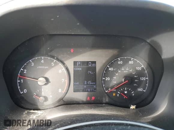 2018 Hyundai Accent SEL z VIN 3KPC24A34JE028254, wystawiony jako Copart lot #43767894 z przebiegiem 117 877 mil mil oraz . Historia ofert i sprzedaży dostępna na DreamBid. Obrazek 9.