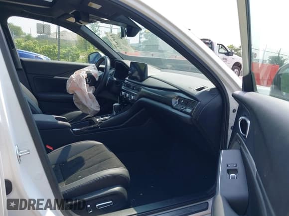 ✅ 2023 Acura Integra Technology • VIN: 19UDE4H66PA006071 • Lot: 42478331. Wystawiony na IAAI z przebiegiem 16 001 mil. Bezpłatny archiwum sprzedaży aukcyjnych z USA i szczegółowy raport historii pojazdu na DreamBid. Zdjęcie 5.