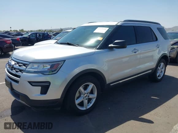 ✅ 2018 Ford Explorer XLT • VIN: 1FM5K7D86JGA14644 • Лот: 42478366. Опубликован ранее на IAAI с пробегом 64 385 миль. Бесплатный доступ к архиву аукционных продаж из США и подробный отчёт об истории автомобиля на DreamBid. Изображение 2.