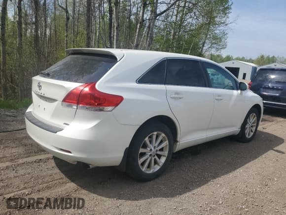 ✅ 2010 Toyota Venza • VIN: 4T3BA3BB6AU012768 • Lot: 56557905. Wystawiony na Copart z przebiegiem 263 116 mil. Bezpłatny archiwum sprzedaży aukcyjnych z USA i szczegółowy raport historii pojazdu na DreamBid. Zdjęcie 3.