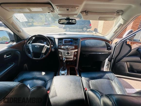 ✅ 2019 Infiniti QX80 Luxe • VIN: JN8AZ2NE7K9225299 • Lot: 87046465. Listed on Copart with 143,076 mi. Free auction sales archive from the USA and detailed vehicle history report at DreamBid. Image 9.