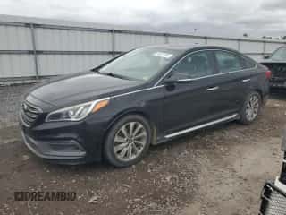 2016 Hyundai Sonata Limited z VIN 5NPE34AF3GH372789, wystawiony jako Copart lot #86331395 z przebiegiem 272 330 mil mil oraz Czysty tytuł • Clean title. Historia ofert i sprzedaży dostępna na DreamBid. Obrazek 1.