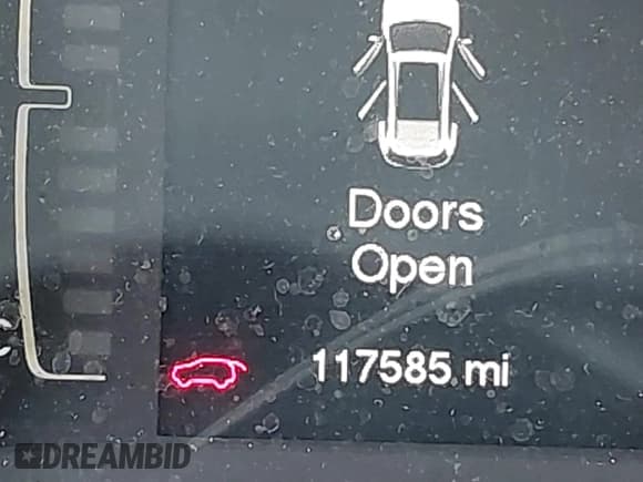 ✅ 2017 Jeep Cherokee Latitude • VIN: 1C4PJMCS7HW571395 • Lot: 42499112. Listed on IAAI with 117,585 mi. Free auction sales archive from the USA and detailed vehicle history report at DreamBid. Image 15.