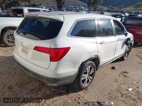 ✅ 2017 Honda Pilot EX-L • VIN: 5FNYF5H52HB045498 • Лот: 43811861. Опубликован ранее на IAAI с пробегом 112 199 миль. Бесплатный доступ к архиву аукционных продаж из США и подробный отчёт об истории автомобиля на DreamBid. Изображение 4.