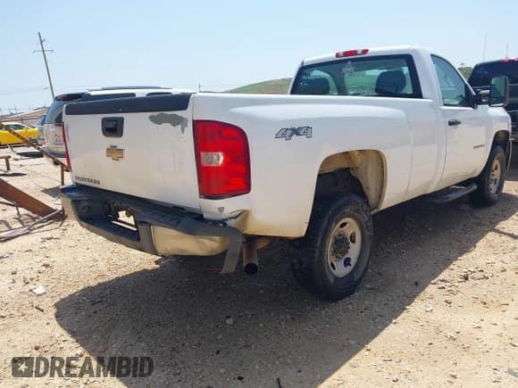 ✅ 2009 Chevrolet Silverado 2500HD • VIN: 1GBHK44K89F166491 • Лот: 42422554. Опубликован ранее на IAAI с пробегом 338 576 миль. Бесплатный доступ к архиву аукционных продаж из США и подробный отчёт об истории автомобиля на DreamBid. Изображение 6.